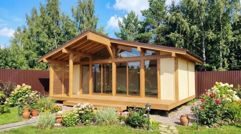 Застекленная беседка СКИНИЯ